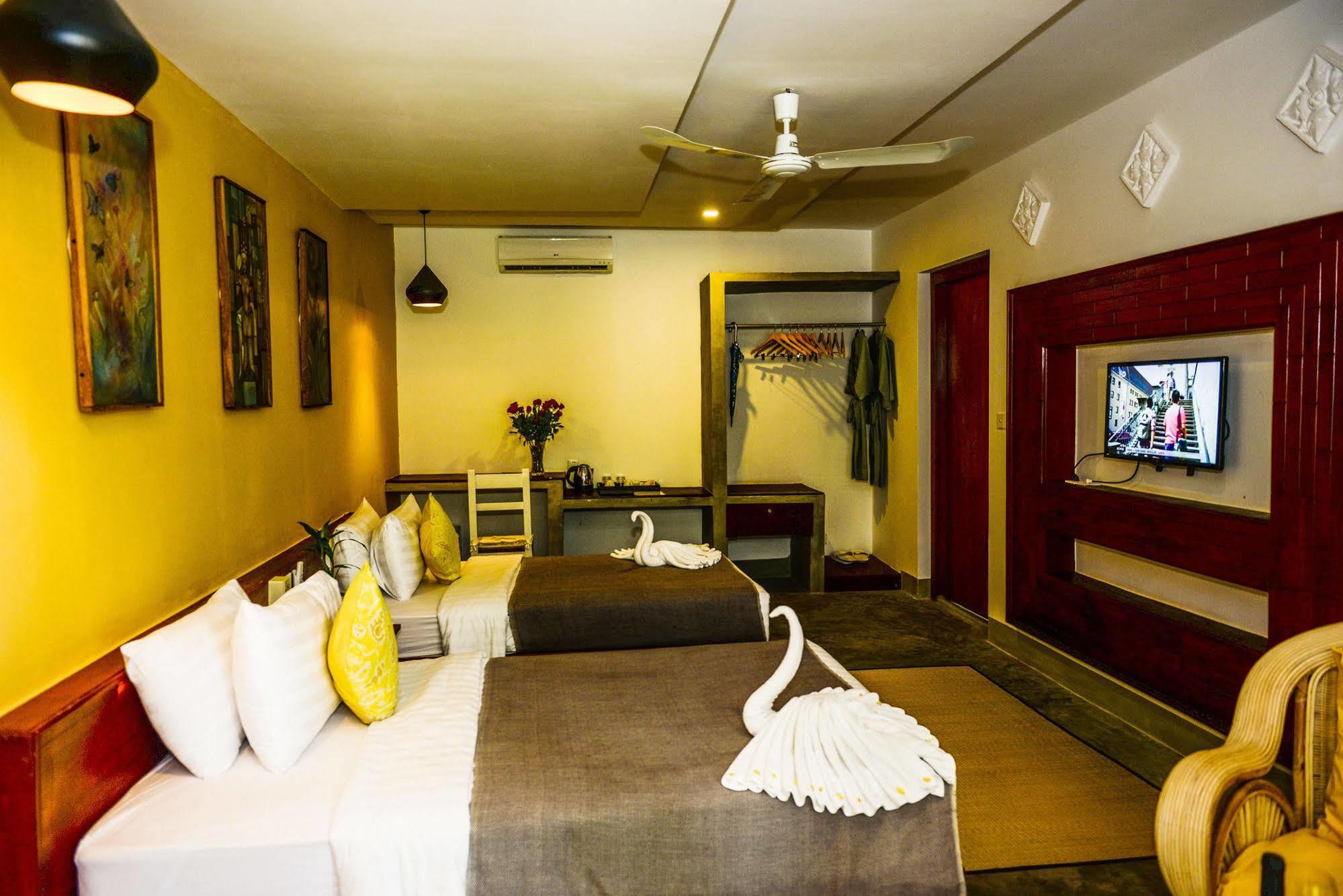 Charming Angkor Resort & Spa Siem Reap Buitenkant foto